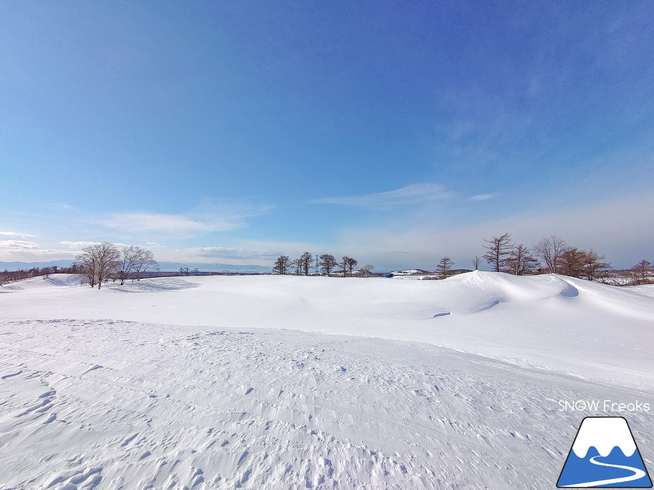 石狩平原スキー場｜まるでゲレンデ貸切！？もうすぐ2月。プライベート気分でのんびり滑りましょう♪